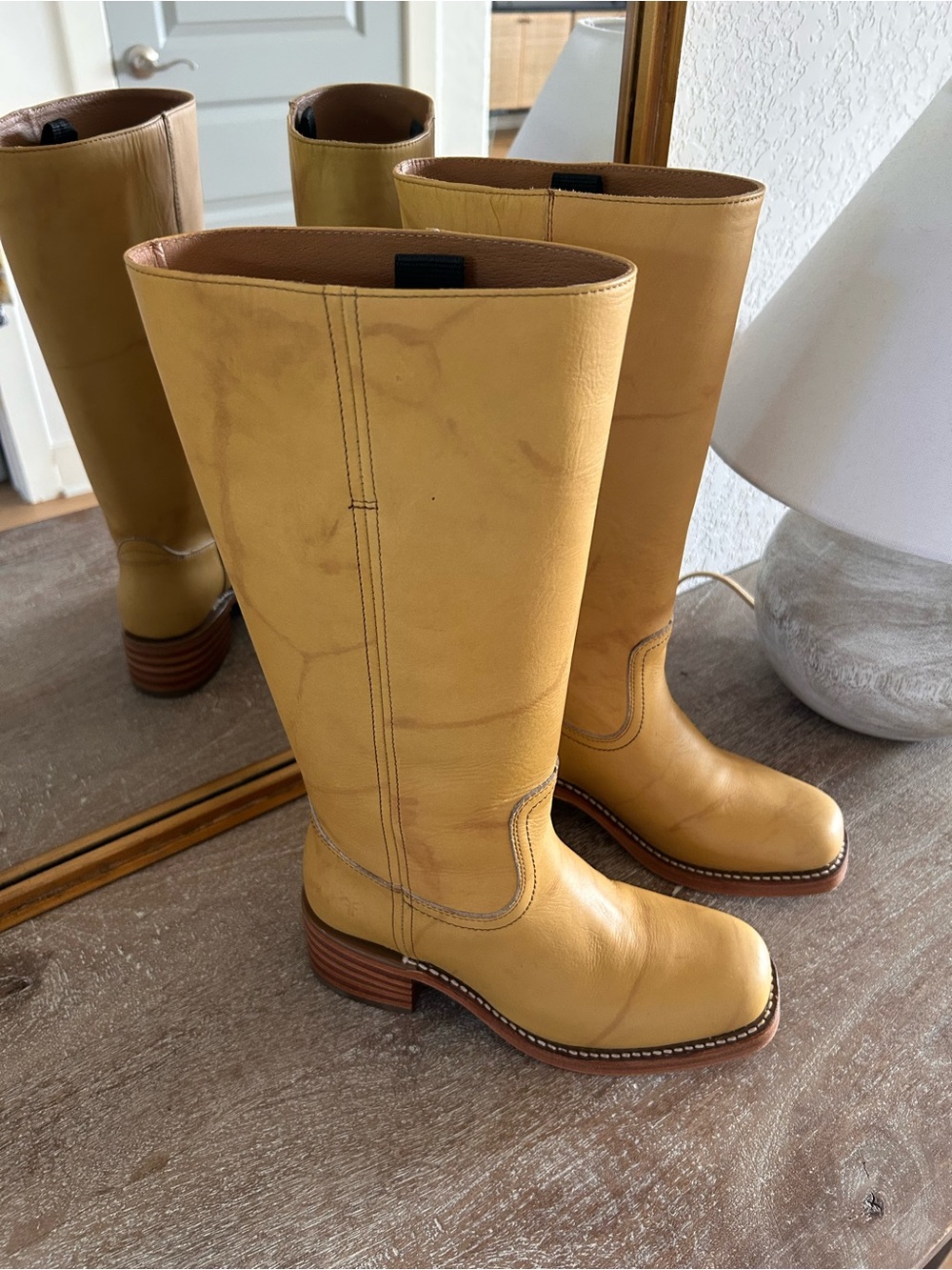New Frye Campus 14L Boots Banana Yellow - Picture 3 of 9